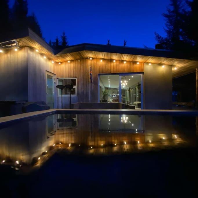 Luxury Lakefront Villa, Infinity Hot Tub And Sauna Grimsnes og Grafningshreppur Exterior photo